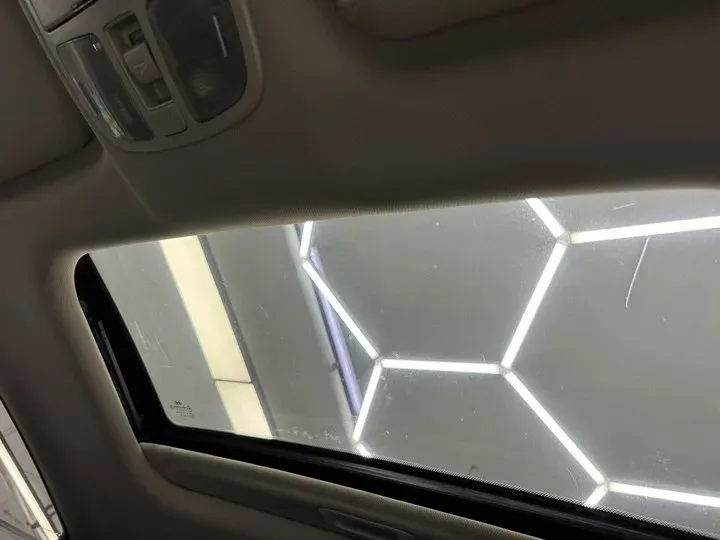 2009 Hyundai Rohens-Coupe 2.0T 210HP L4 5AT,autocango,china used car exporter,china ev exporter,chinese used car exporter,chinese used ev exporter