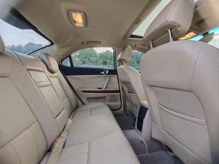 2010 Roewe 550 1.8L 133HP L4 5AT,autocango,china used car exporter,china ev exporter,chinese used car exporter,chinese used ev exporter