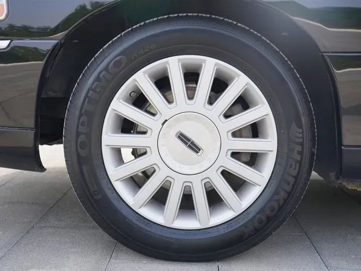 2014 Porsche 918 Spyder 4.6L 608HP V8 7DCT PHEV 6.8KWH,autocango,china used car exporter,china ev exporter,chinese used car exporter,chinese used ev exporter