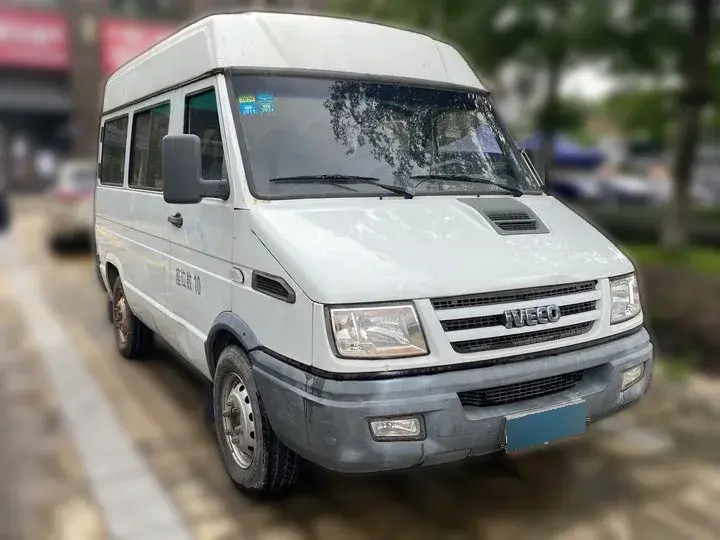 2014 Iveco DeYi 2.8T 129HP L4 5MT