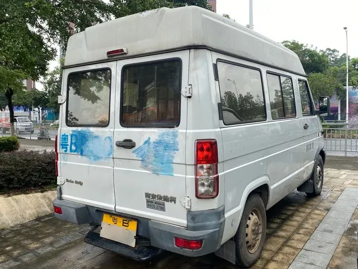 2014 Iveco DeYi 2.8T 129HP L4 5MT,autocango,china used car exporter,china ev exporter,chinese used car exporter,chinese used ev exporter