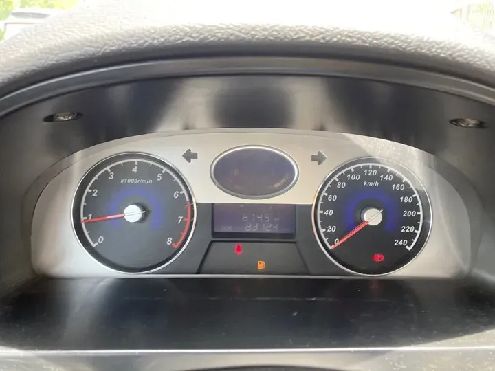 2012 Geely Emgrand Classic 1.5L 106HP L4 5MT,autocango,china used car exporter,china ev exporter,chinese used car exporter,chinese used ev exporter