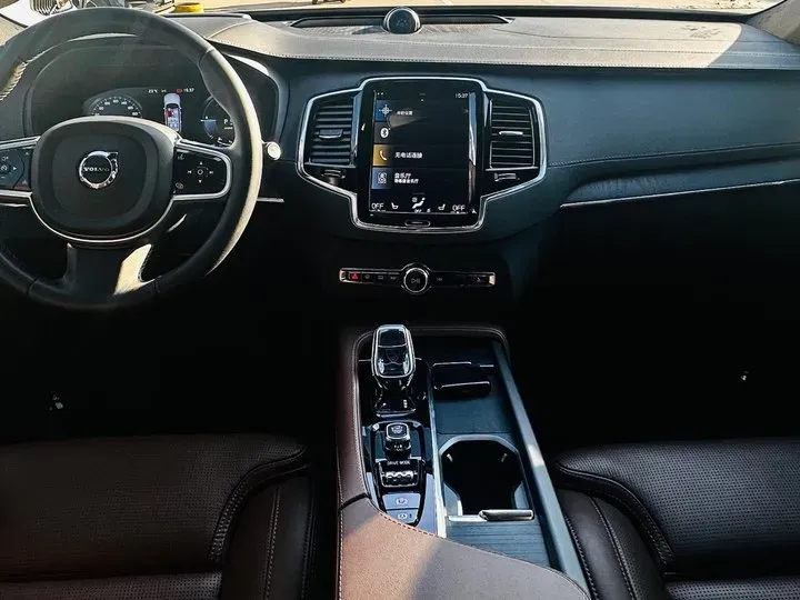 2021 Volvo XC90 2.0T 303HP L4 8AT PHEV 11.6KWH,autocango,china used car exporter,china ev exporter,chinese used car exporter,chinese used ev exporter