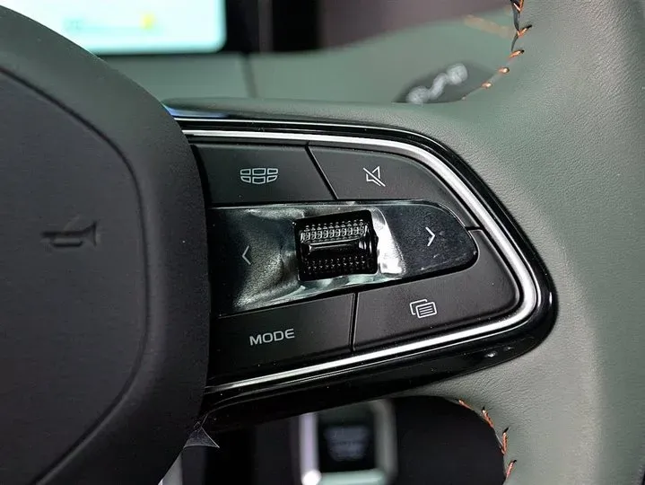 2023 Geely Okavango L 2.0T 218HP L4 7DCT,autocango,china used car exporter,china ev exporter,chinese used car exporter,chinese used ev exporter