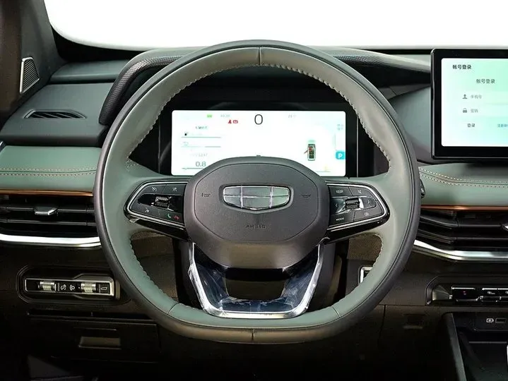 2023 Geely Okavango L 2.0T 218HP L4 7DCT,autocango,china used car exporter,china ev exporter,chinese used car exporter,chinese used ev exporter