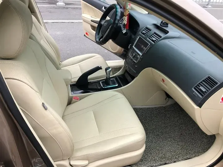 2013 BYD G6 2.0L 140HP L4 5MT,autocango,china used car exporter,china ev exporter,chinese used car exporter,chinese used ev exporter