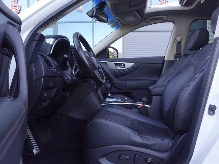 2011 Infiniti FX 3.5L 332HP V6 7AT,autocango,china used car exporter,china ev exporter,chinese used car exporter,chinese used ev exporter