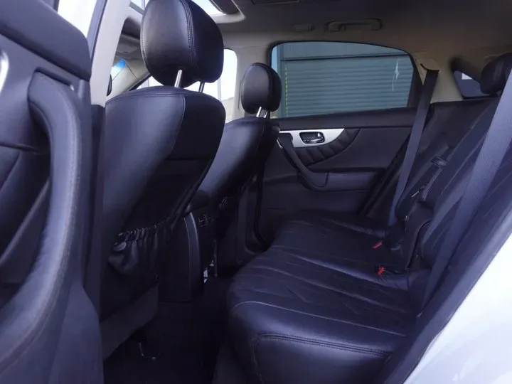 2011 Infiniti FX 3.5L 332HP V6 7AT,autocango,china used car exporter,china ev exporter,chinese used car exporter,chinese used ev exporter