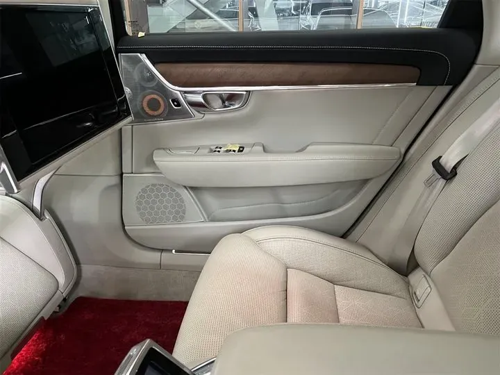 2019 Volvo S90 2.0T 320HP L4 8AT PHEV 10.1KWH,autocango,china used car exporter,china ev exporter,chinese used car exporter,chinese used ev exporter