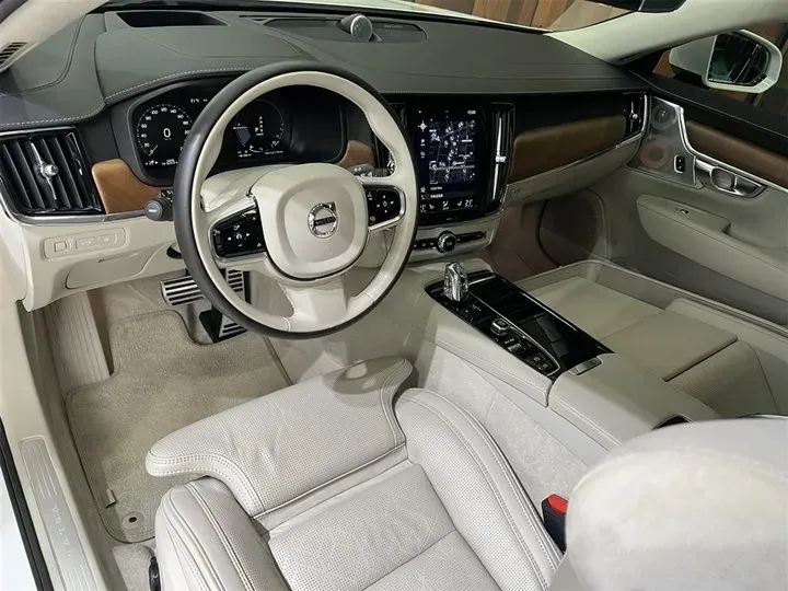 2019 Volvo S90 2.0T 320HP L4 8AT PHEV 10.1KWH,autocango,china used car exporter,china ev exporter,chinese used car exporter,chinese used ev exporter