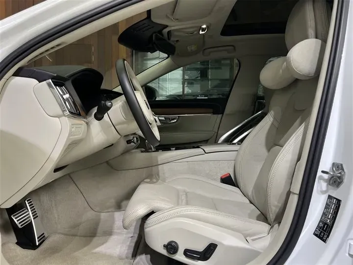 2019 Volvo S90 2.0T 320HP L4 8AT PHEV 10.1KWH,autocango,china used car exporter,china ev exporter,chinese used car exporter,chinese used ev exporter