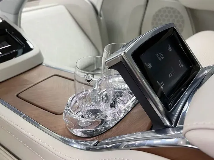 2019 Volvo S90 2.0T 320HP L4 8AT PHEV 10.1KWH,autocango,china used car exporter,china ev exporter,chinese used car exporter,chinese used ev exporter