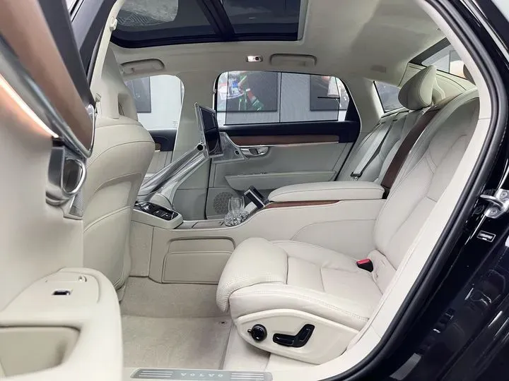 2019 Volvo S90 2.0T 320HP L4 8AT PHEV 10.1KWH,autocango,china used car exporter,china ev exporter,chinese used car exporter,chinese used ev exporter