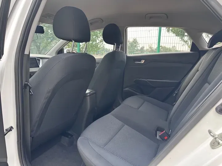 2017 Hyundai Verna RV 1.4L 100HP L4 6AT,autocango,china used car exporter,china ev exporter,chinese used car exporter,chinese used ev exporter