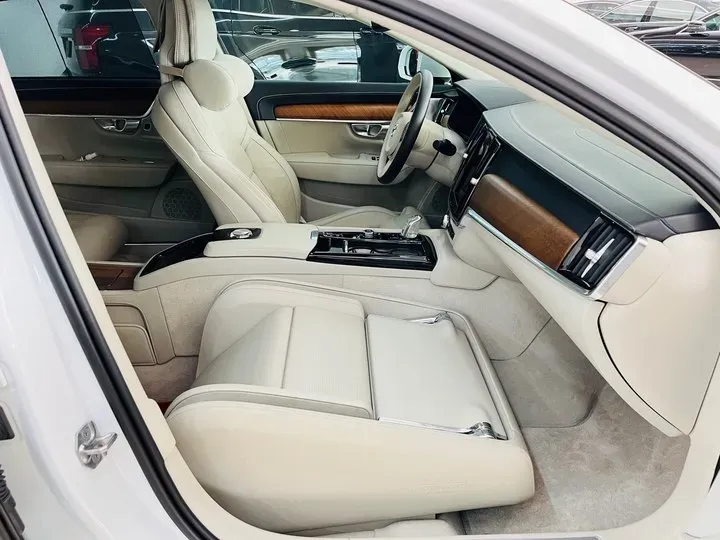 2019 Volvo S90 2.0T 320HP L4 8AT PHEV 10.1KWH,autocango,china used car exporter,china ev exporter,chinese used car exporter,chinese used ev exporter