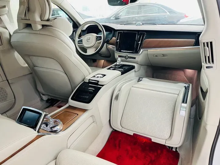 2019 Volvo S90 2.0T 320HP L4 8AT PHEV 10.1KWH,autocango,china used car exporter,china ev exporter,chinese used car exporter,chinese used ev exporter