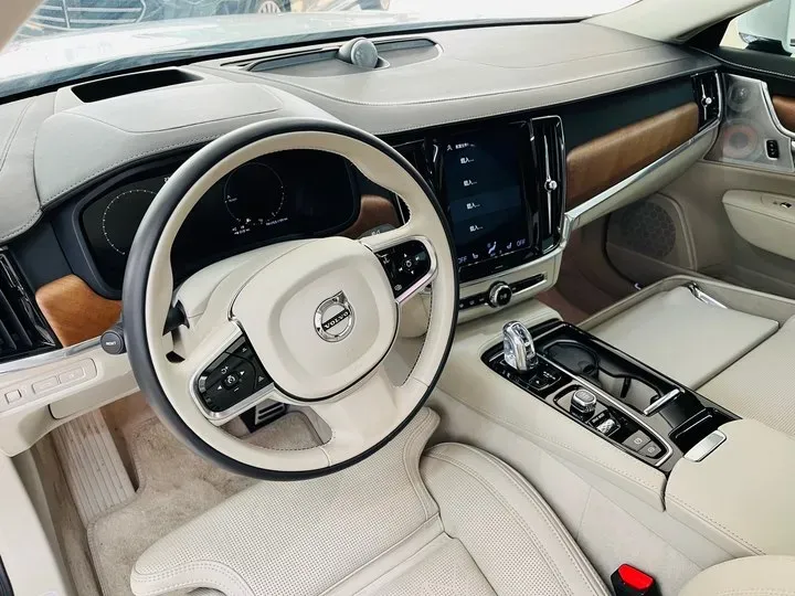 2019 Volvo S90 2.0T 320HP L4 8AT PHEV 10.1KWH,autocango,china used car exporter,china ev exporter,chinese used car exporter,chinese used ev exporter