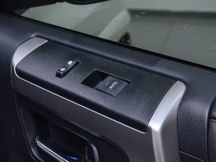 2022 Toyota 4Runner 4.0L 273HP V6 5AT,autocango,china used car exporter,china ev exporter,chinese used car exporter,chinese used ev exporter