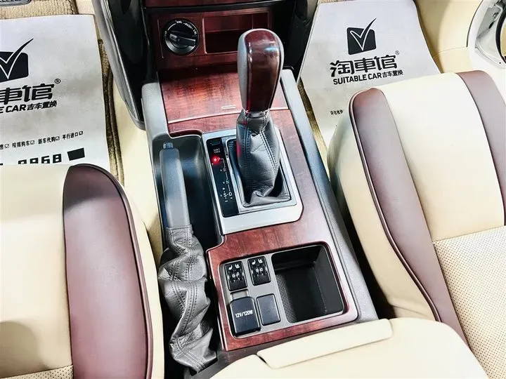 2010 Toyota Land Cruiser Prado 2.7L 163HP L4 5MT,autocango,china used car exporter,china ev exporter,chinese used car exporter,chinese used ev exporter