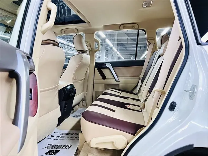 2010 Toyota Land Cruiser Prado 2.7L 163HP L4 5MT,autocango,china used car exporter,china ev exporter,chinese used car exporter,chinese used ev exporter