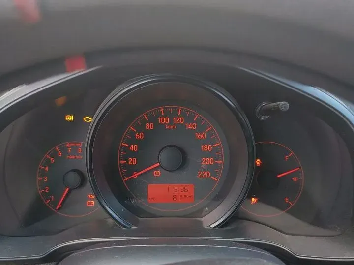 2016 Honda Fit 1.5L 131HP L4 5MT,autocango,china used car exporter,china ev exporter,chinese used car exporter,chinese used ev exporter