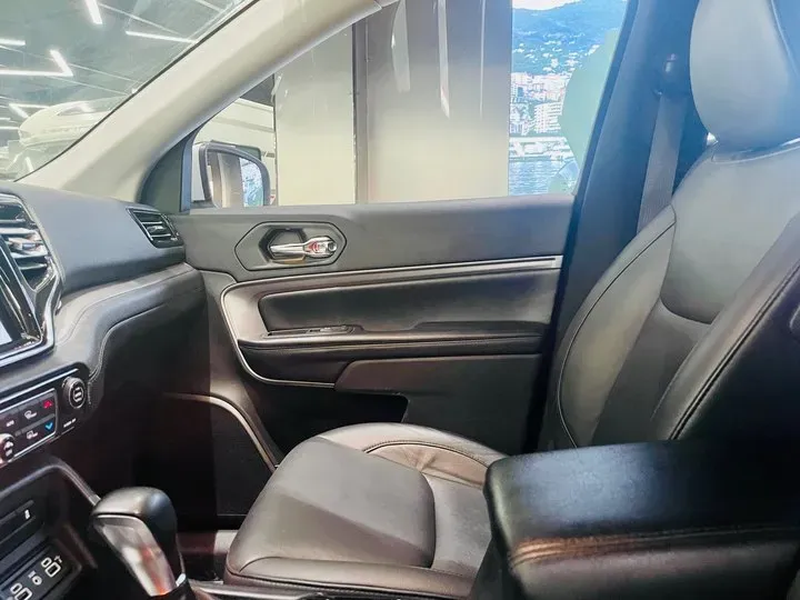 2018 Jeep Commander 2.0T 234HP L4 9AT,autocango,china used car exporter,china ev exporter,chinese used car exporter,chinese used ev exporter