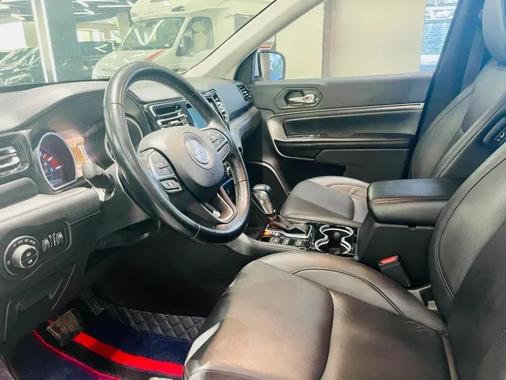 2018 Jeep Commander 2.0T 234HP L4 9AT,autocango,china used car exporter,china ev exporter,chinese used car exporter,chinese used ev exporter