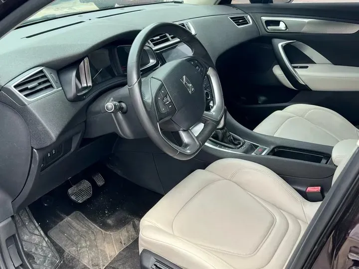 2016 DS 4S 1.6T 167HP L4 6AT,autocango,china used car exporter,china ev exporter,chinese used car exporter,chinese used ev exporter