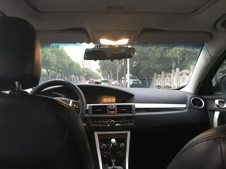 2010 Roewe 550 1.8L 133HP L4 5AT,autocango,china used car exporter,china ev exporter,chinese used car exporter,chinese used ev exporter