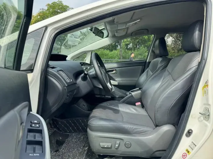 2012 Toyota Prius 1.8L 99HP L4 E-CVT Hybrid,autocango,china used car exporter,china ev exporter,chinese used car exporter,chinese used ev exporter