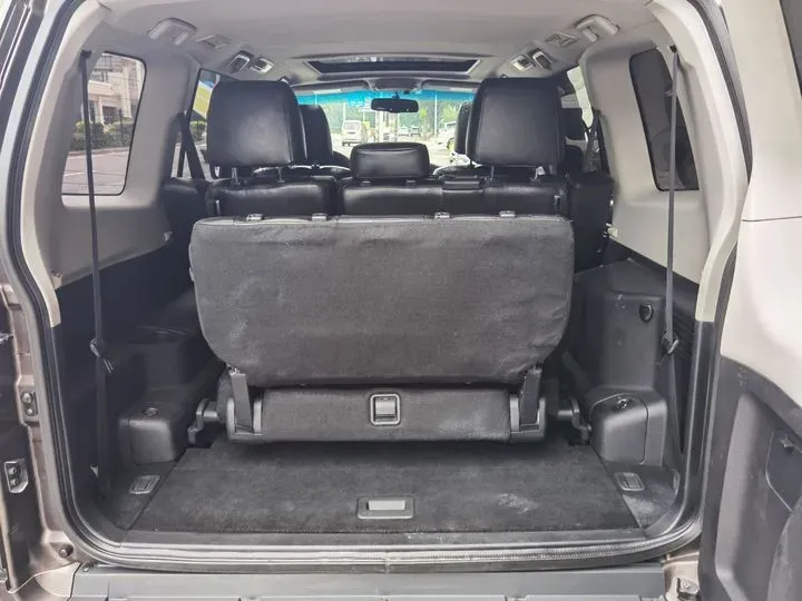 2010 Mitsubishi Pajero 3.0L 177HP V6 5AT,autocango,china used car exporter,china ev exporter,chinese used car exporter,chinese used ev exporter