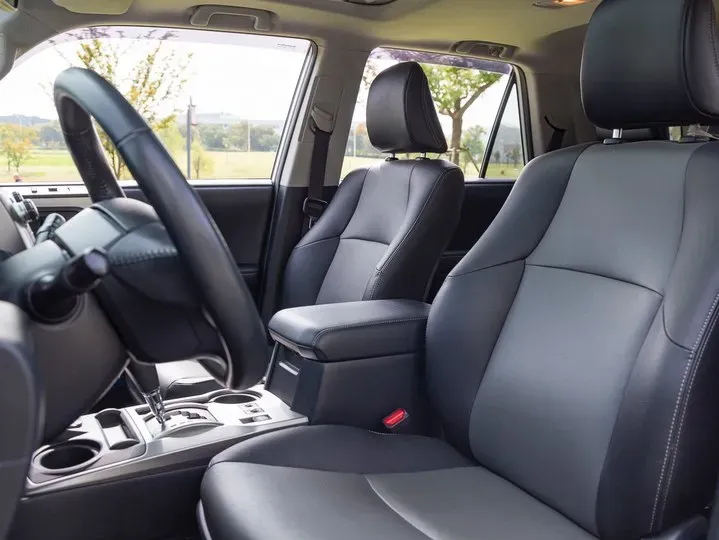 2022 Toyota 4Runner 4.0L 273HP V6 5AT,autocango,china used car exporter,china ev exporter,chinese used car exporter,chinese used ev exporter