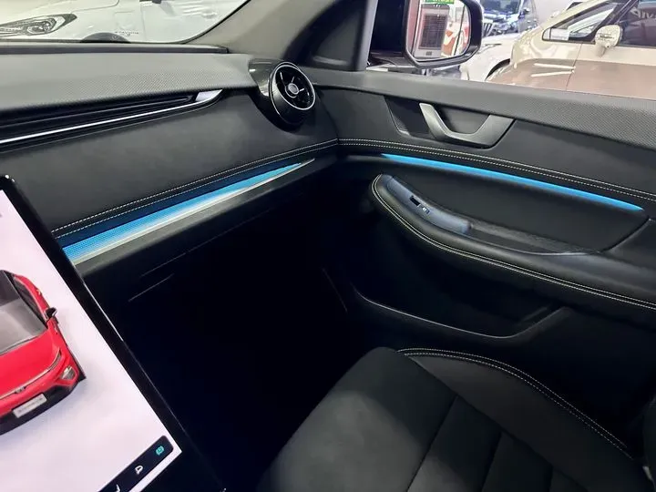 2021 Enovate ME5 Range Extended 98HP REEV 30.6KWH,autocango,china used car exporter,china ev exporter,chinese used car exporter,chinese used ev exporter