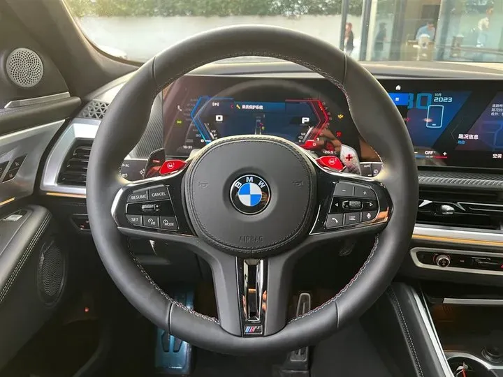 2023 BMW XM 4.4T 490HP V8 8AT PHEV 25.7KWH,autocango,china used car exporter,china ev exporter,chinese used car exporter,chinese used ev exporter