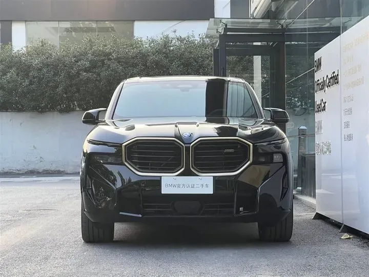2023 BMW XM 4.4T 490HP V8 8AT PHEV 25.7KWH,autocango,china used car exporter,china ev exporter,chinese used car exporter,chinese used ev exporter