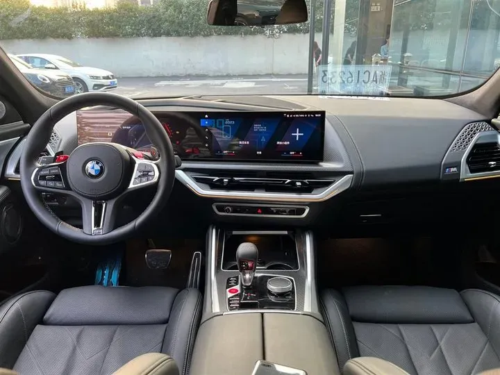 2023 BMW XM 4.4T 490HP V8 8AT PHEV 25.7KWH,autocango,china used car exporter,china ev exporter,chinese used car exporter,chinese used ev exporter