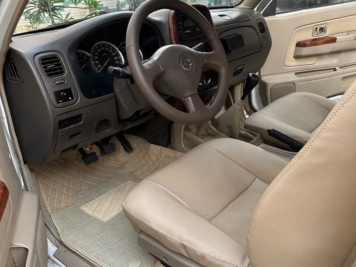 2013 Nissan D22 2.4L 150HP L4 5MT,autocango,china used car exporter,china ev exporter,chinese used car exporter,chinese used ev exporter