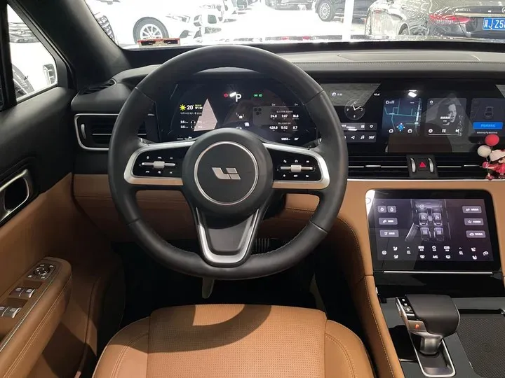 2021 Li ONE Range Extended 131HP REEV 40.5KWH,autocango,china used car exporter,china ev exporter,chinese used car exporter,chinese used ev exporter