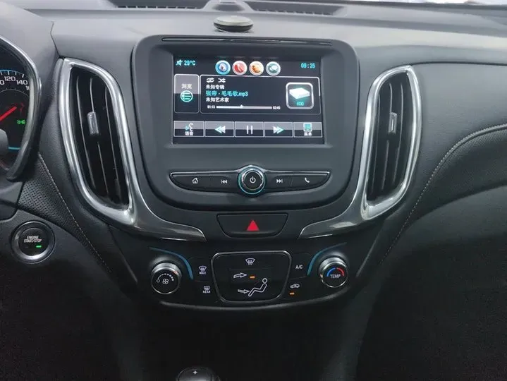 2019 Chevrolet Equinox 1.5T 169HP L4 6AT,autocango,china used car exporter,china ev exporter,chinese used car exporter,chinese used ev exporter