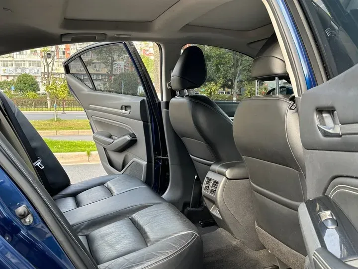 2019 Nissan Teana 2.0T 252HP L4 CVT,autocango,china used car exporter,china ev exporter,chinese used car exporter,chinese used ev exporter