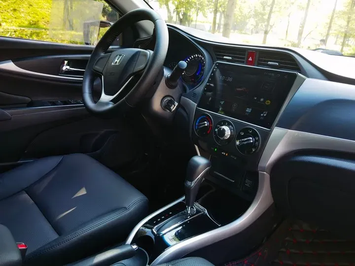 2017 Honda Crider 1.8L 136HP L4 CVT,autocango,china used car exporter,china ev exporter,chinese used car exporter,chinese used ev exporter