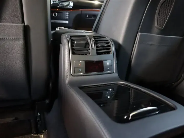 2015 Mercedes-Benz CLS AMG 5.5T 557HP V8 7AT,autocango,china used car exporter,china ev exporter,chinese used car exporter,chinese used ev exporter