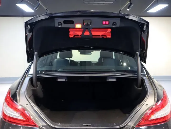 2015 Mercedes-Benz CLS AMG 5.5T 557HP V8 7AT,autocango,china used car exporter,china ev exporter,chinese used car exporter,chinese used ev exporter