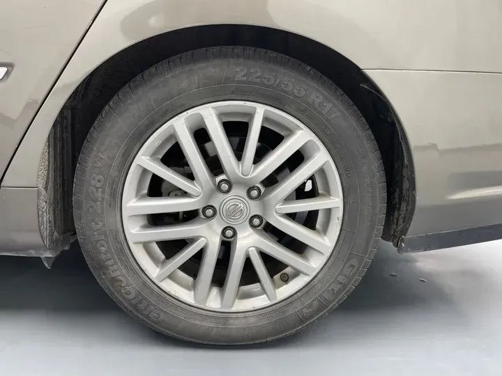 2005 Nissan Fuga 3.5L 280HP V6 5AT,autocango,china used car exporter,china ev exporter,chinese used car exporter,chinese used ev exporter