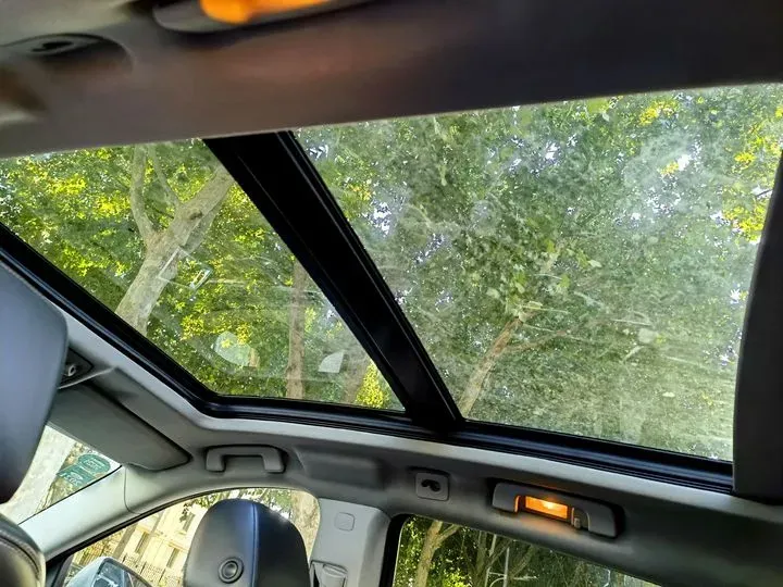 2011 Cadillac SRX 3.0L 269HP V6 6AT,autocango,china used car exporter,china ev exporter,chinese used car exporter,chinese used ev exporter