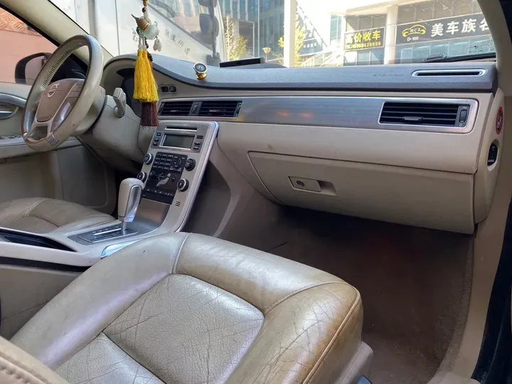 2009 Volvo S80L 2.5T 200HP L5 6AT,autocango,china used car exporter,china ev exporter,chinese used car exporter,chinese used ev exporter