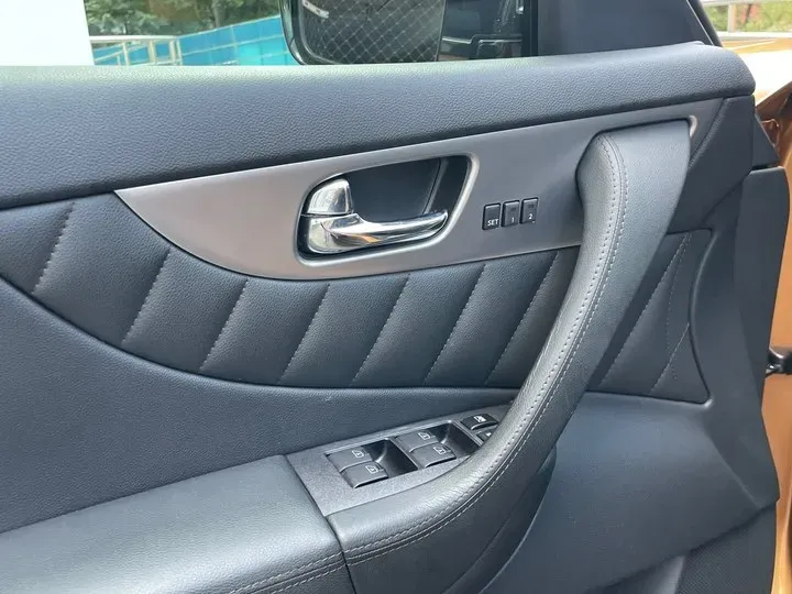 2011 Infiniti FX 3.5L 332HP V6 7AT,autocango,china used car exporter,china ev exporter,chinese used car exporter,chinese used ev exporter