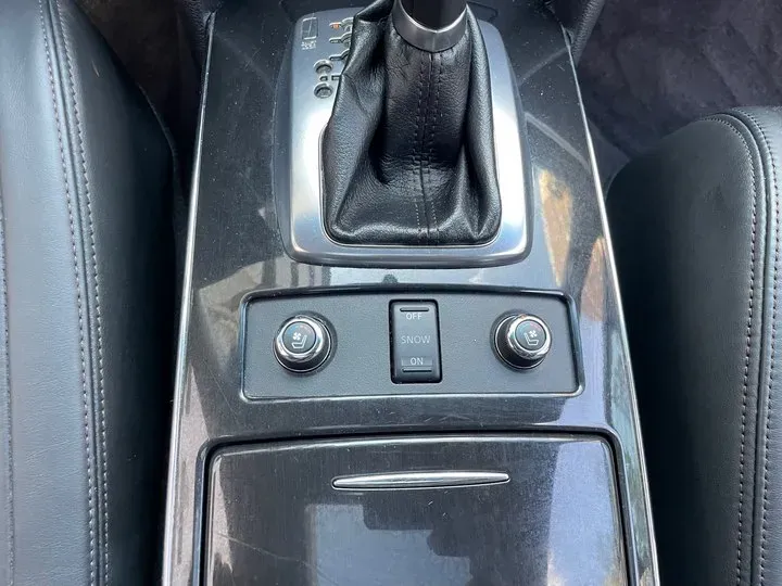 2011 Infiniti FX 3.5L 332HP V6 7AT,autocango,china used car exporter,china ev exporter,chinese used car exporter,chinese used ev exporter