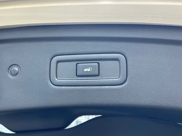 2011 Infiniti FX 3.5L 332HP V6 7AT,autocango,china used car exporter,china ev exporter,chinese used car exporter,chinese used ev exporter