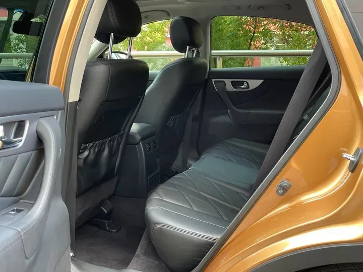 2011 Infiniti FX 3.5L 332HP V6 7AT,autocango,china used car exporter,china ev exporter,chinese used car exporter,chinese used ev exporter